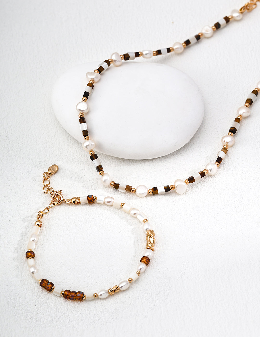 Mother-of-Pearl Czech Glass and Pearl Bracelet